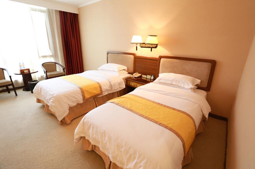 Habour Plaza Hotel เฉาโจว ภายนอก รูปภาพ